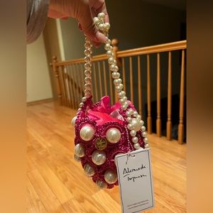 Alameda turquesa hot pink pearl bag!
